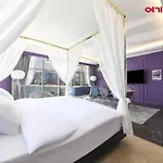 De Homme Hotel
