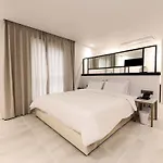H Moment Hotel Songjeong