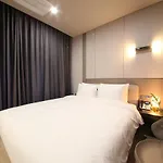Busan Station City Hotel