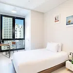 From H Reposant Hotel Busnan Seomyeon