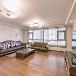 Big Party Room House