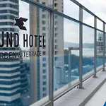 Hound Garden&Terrace Hotel
