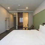 Brown-Dot Hotel Guseo