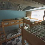 Maya Guesthouse