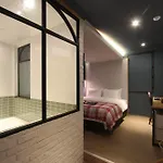 25 Hours Hotel