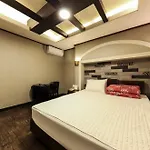 Bridge Hotel