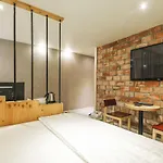 Cube Hotel