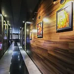 Mu Motel