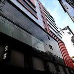 Ava Hotel