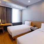 Golden Tulip Haeundae Hotel & Suite