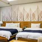 Ib Hotel