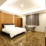 The King Hotel