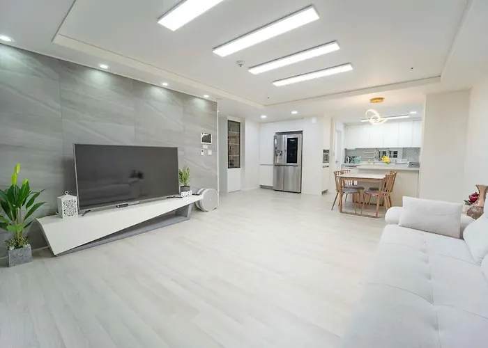 Haeundae Chocho House Stay 1