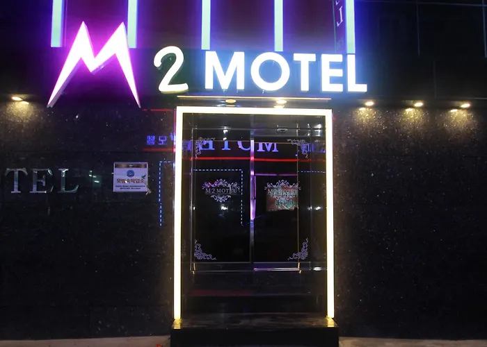 M2 Motel