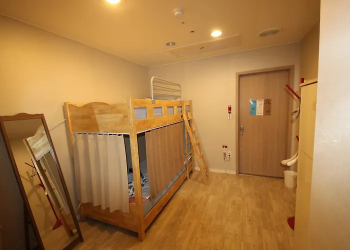 Hostel The New Day