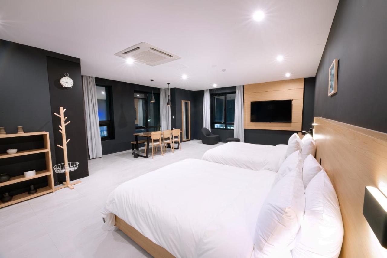 Mipo Oceanside
