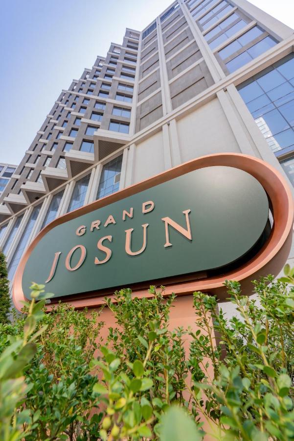 Grand Josun