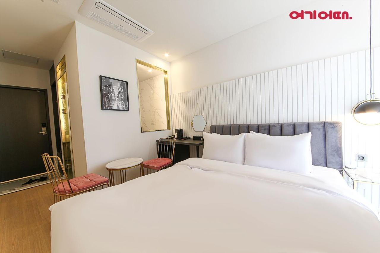 De Homme Hotel