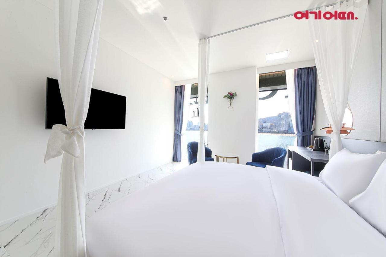 De Homme Hotel 2*