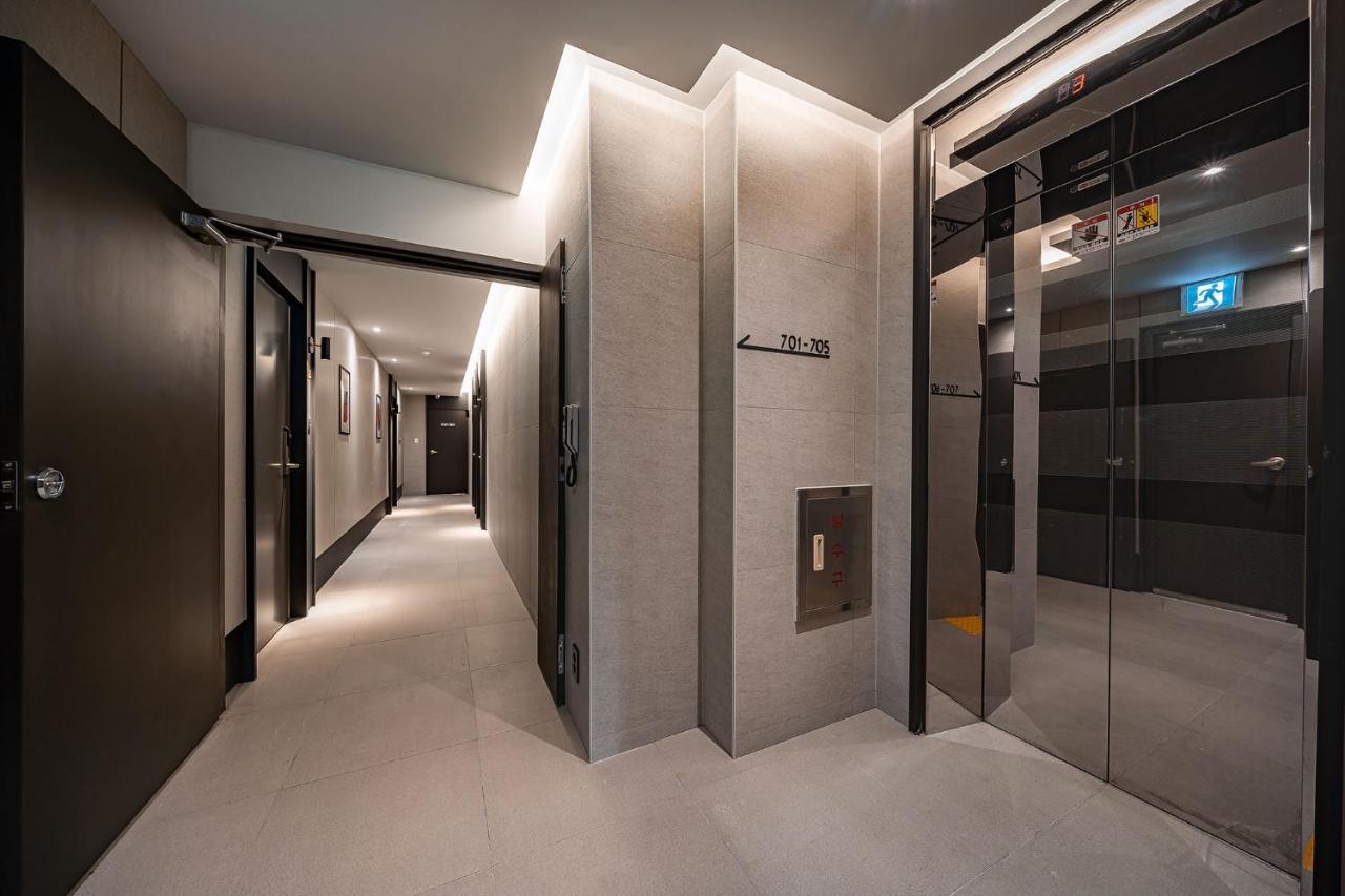 Brown Dot Signature Hotel Busan