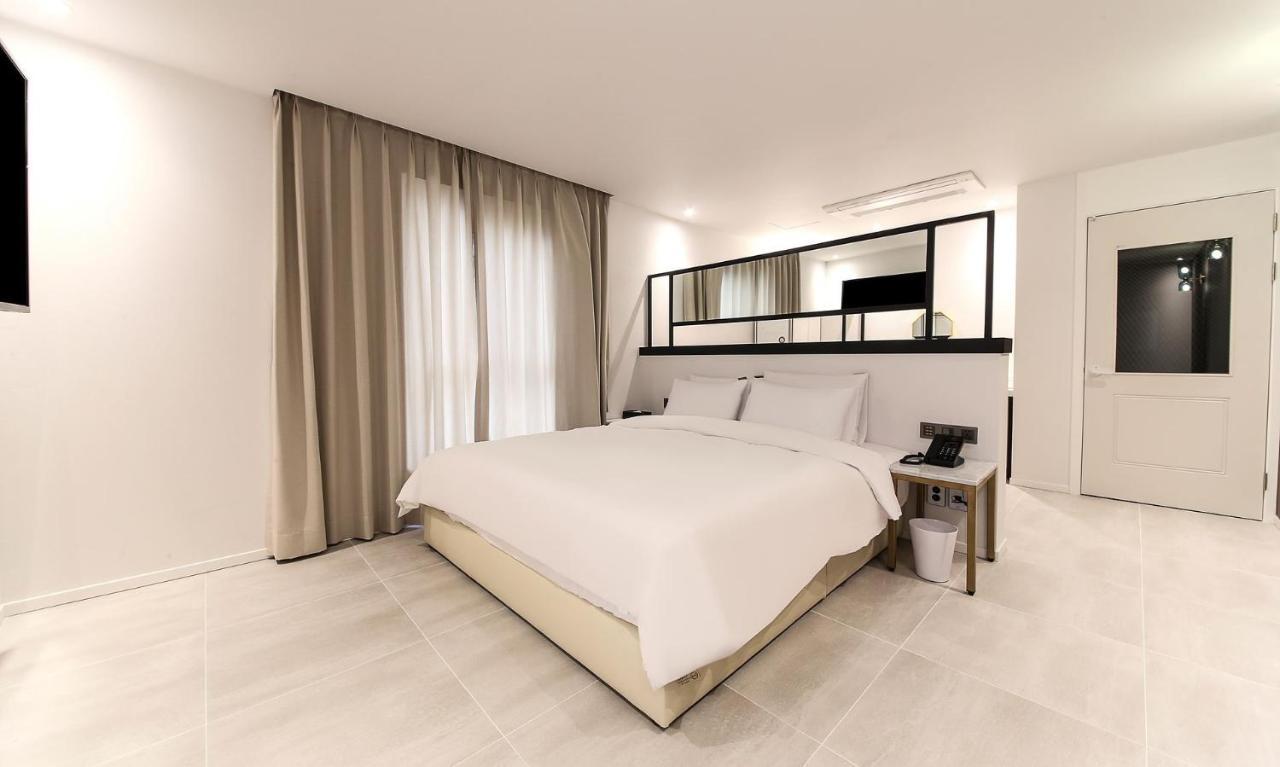 H Moment Songjeong Hotel Busan