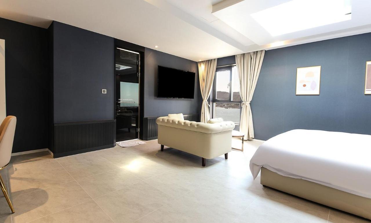 H Moment Songjeong Hotel 3*
