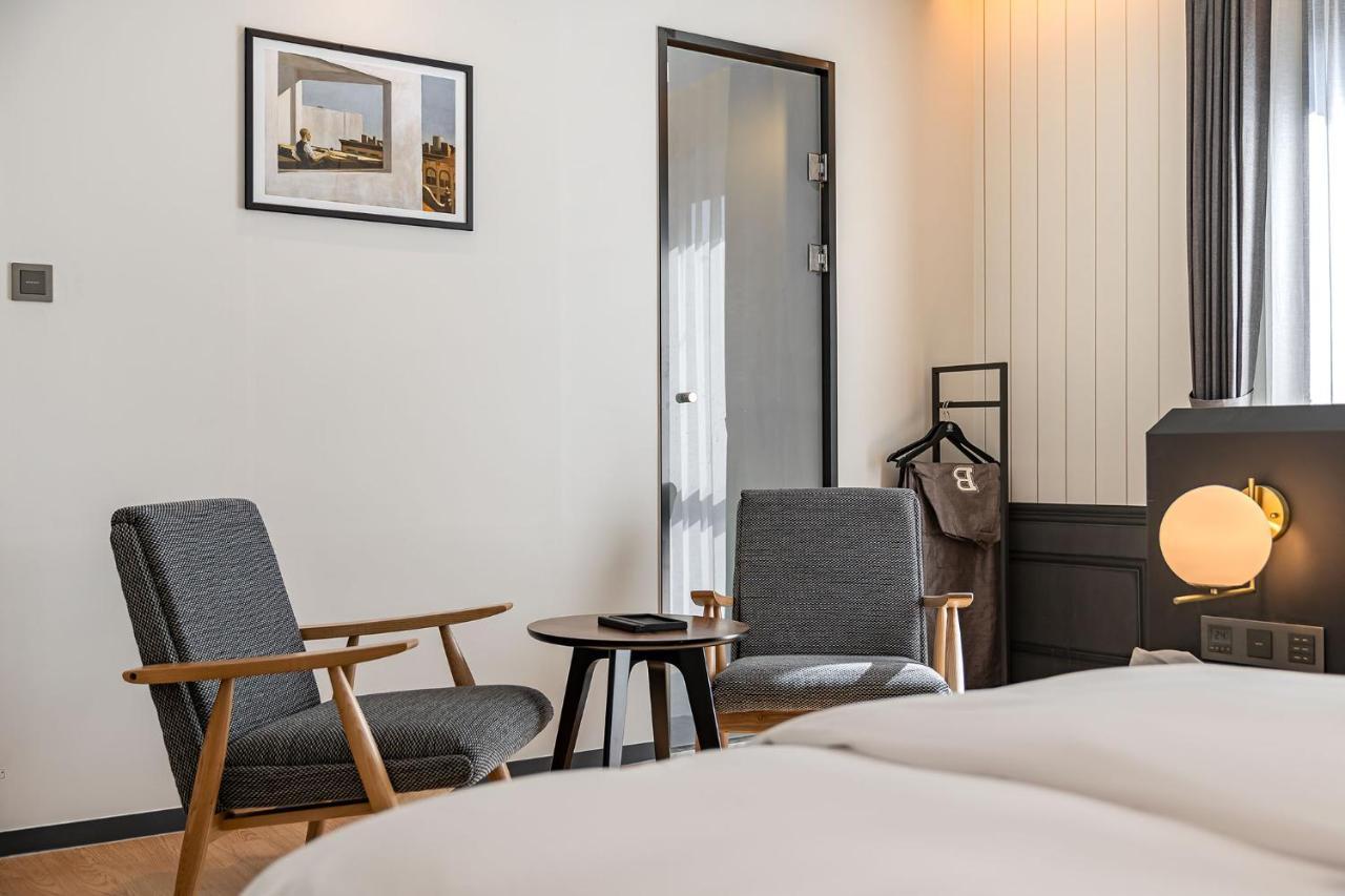 Brown Dot Signature Hotel