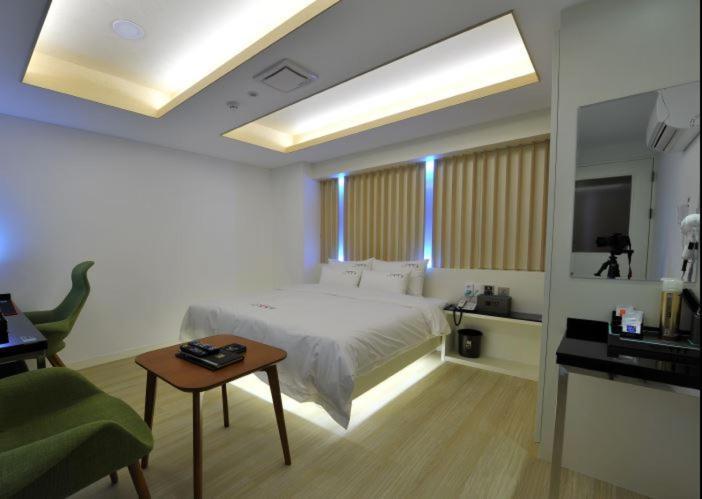 Ytt Hotel Nampo Busan