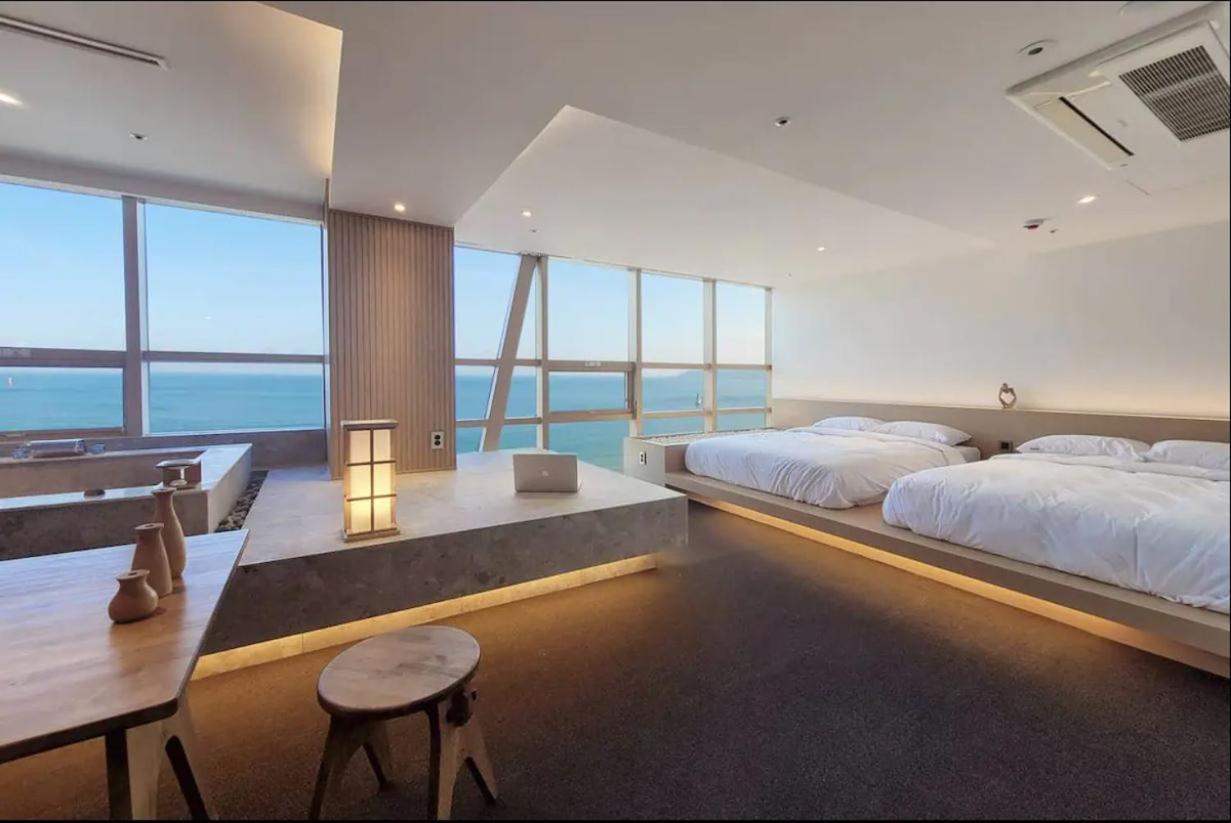 Uh Suite The Haeundae 3*