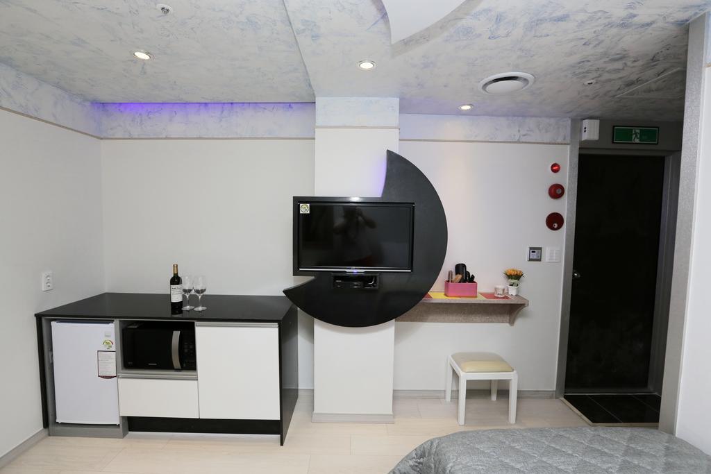 Hotel The Moon
