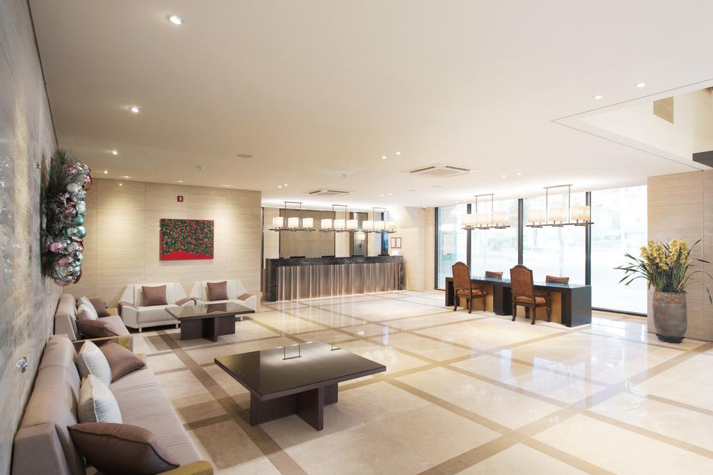 Crown Harbor 4*