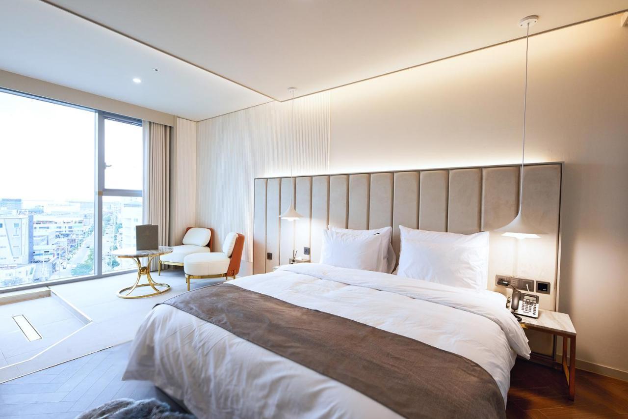 Hotel Yeongdo Grandbern 2*