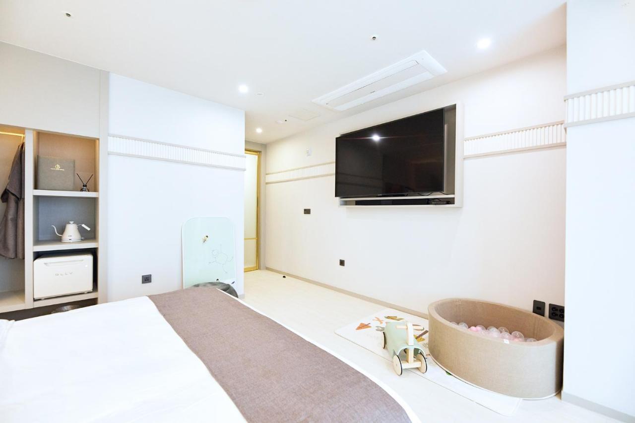 Yeongdo Grandbern Hotel Busan