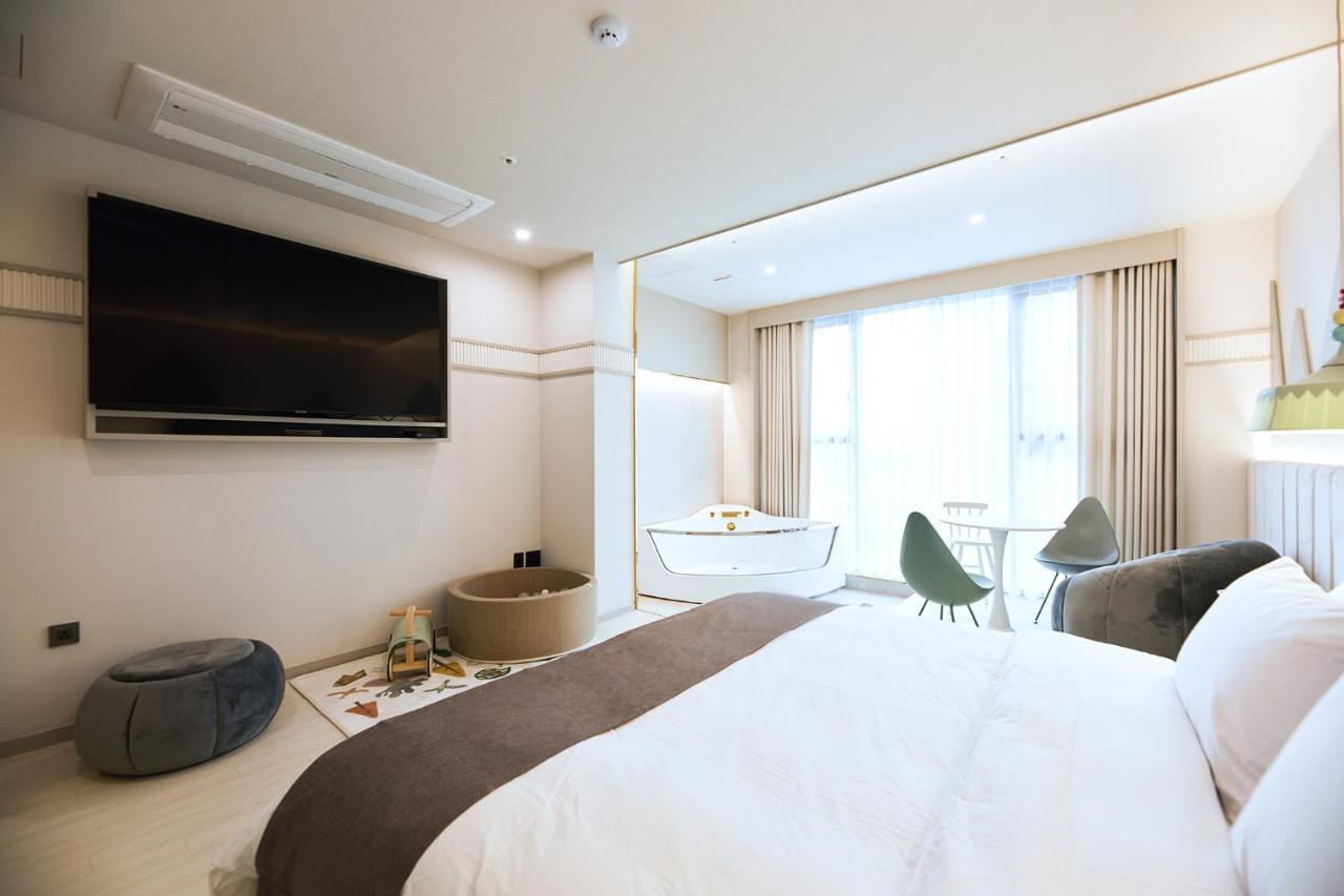 Yeongdo Grandbern Busan