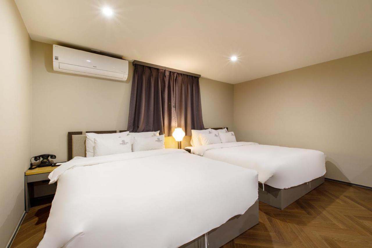Hotel Brown-dot Minam 3*