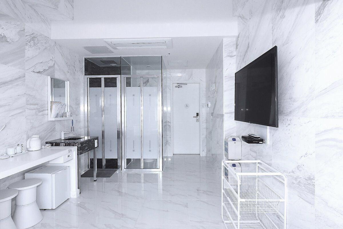 Hotel 1
