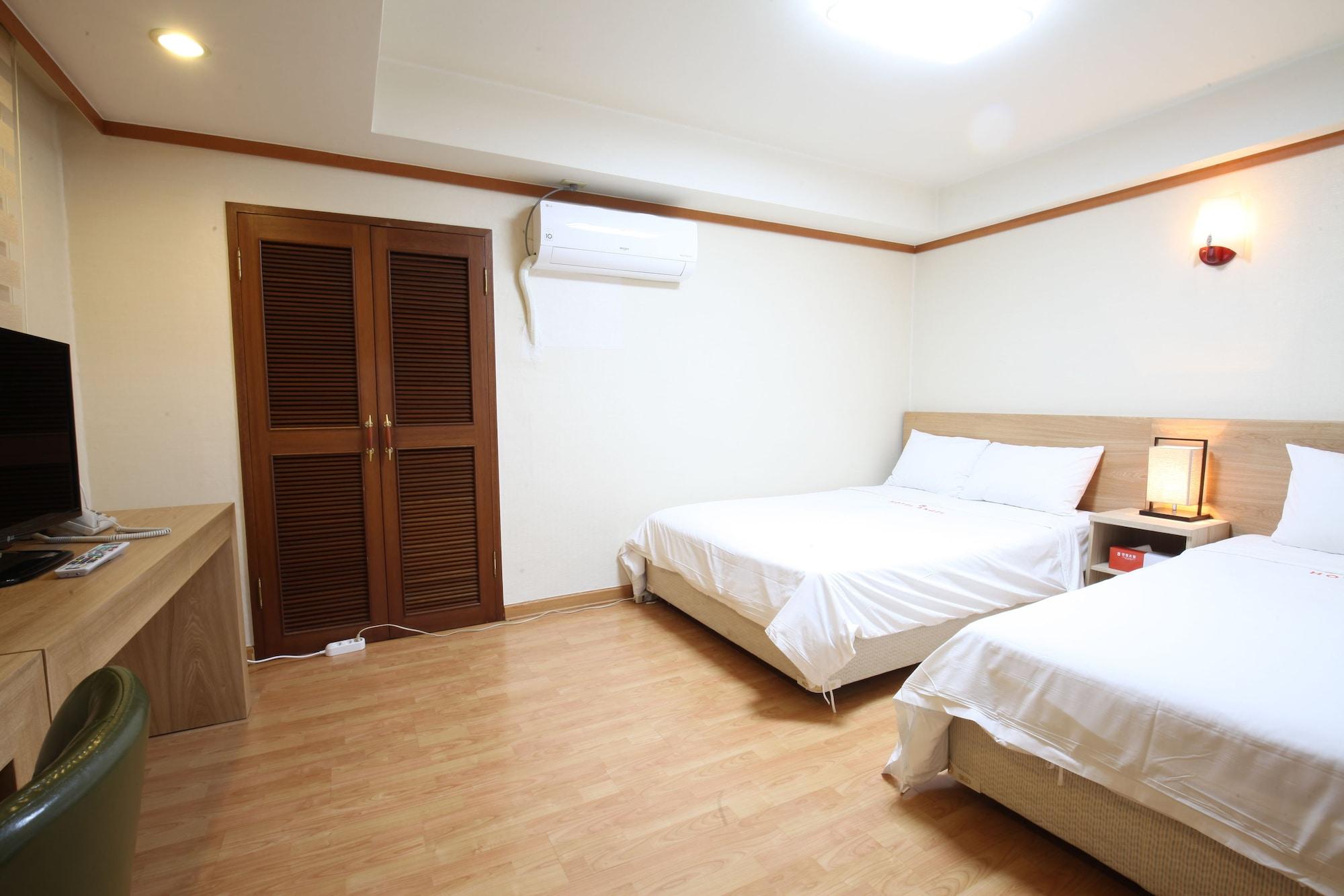 Hotel Angel 3*