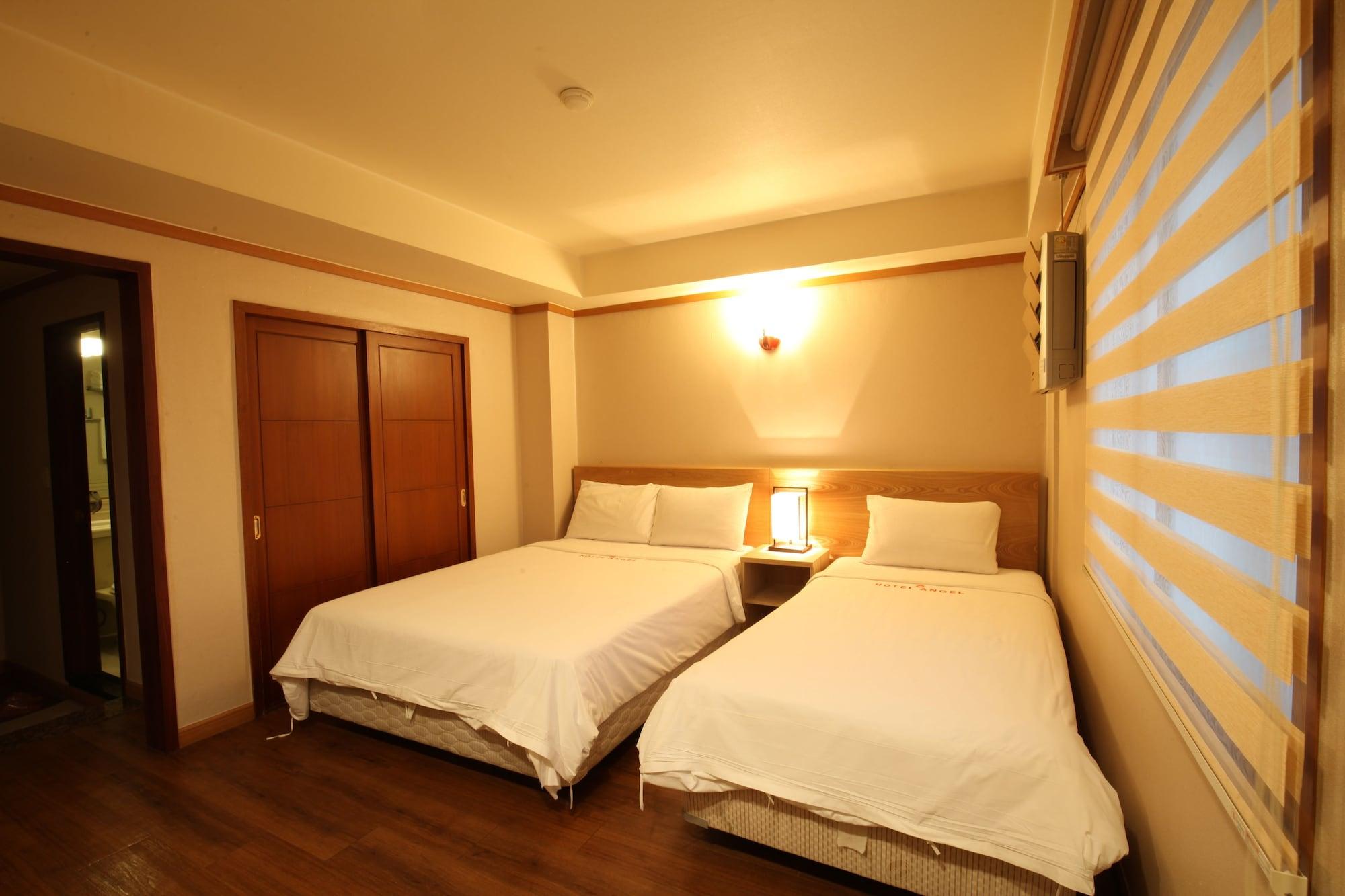 Angel Hotel