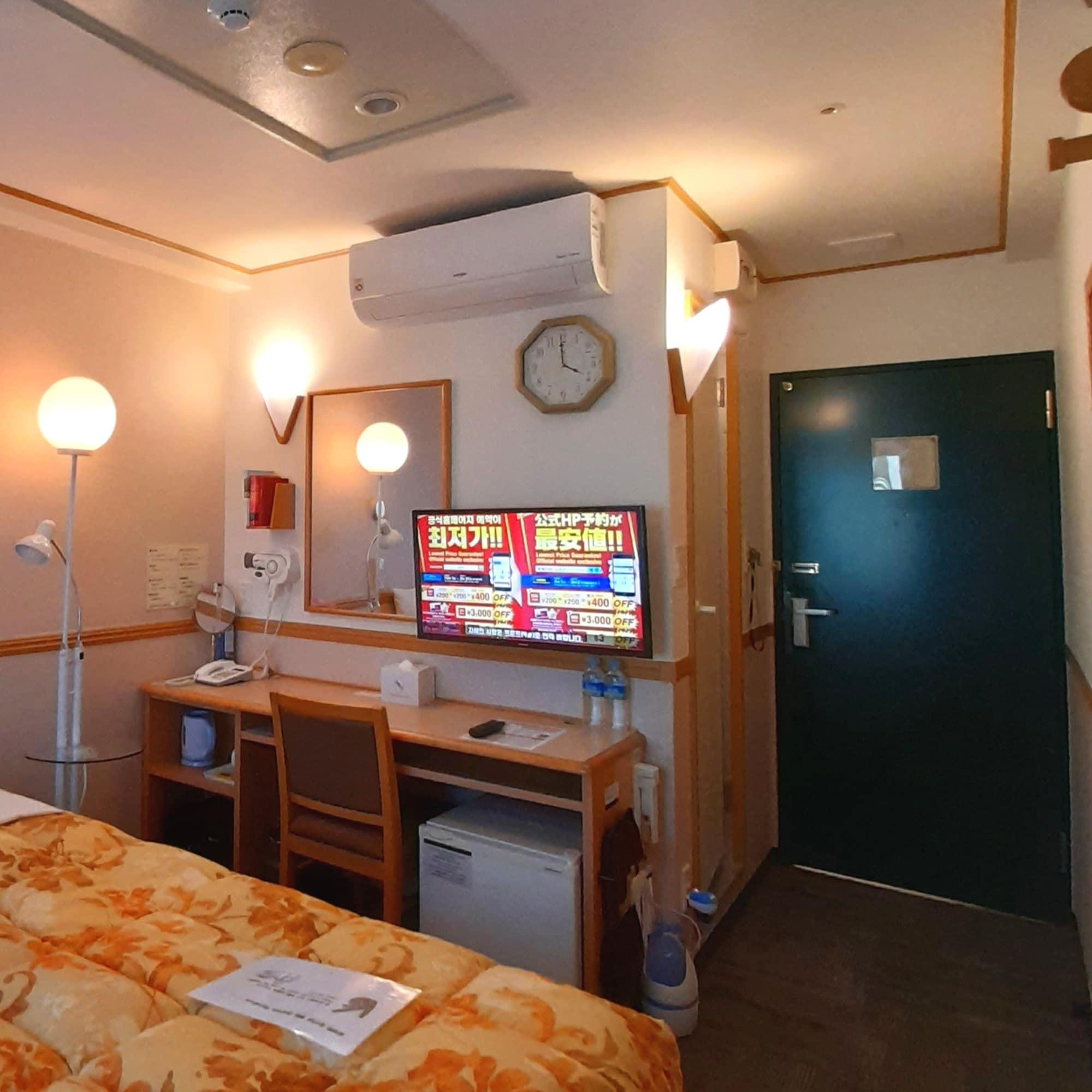 Toyoko Station No.1 Hotel