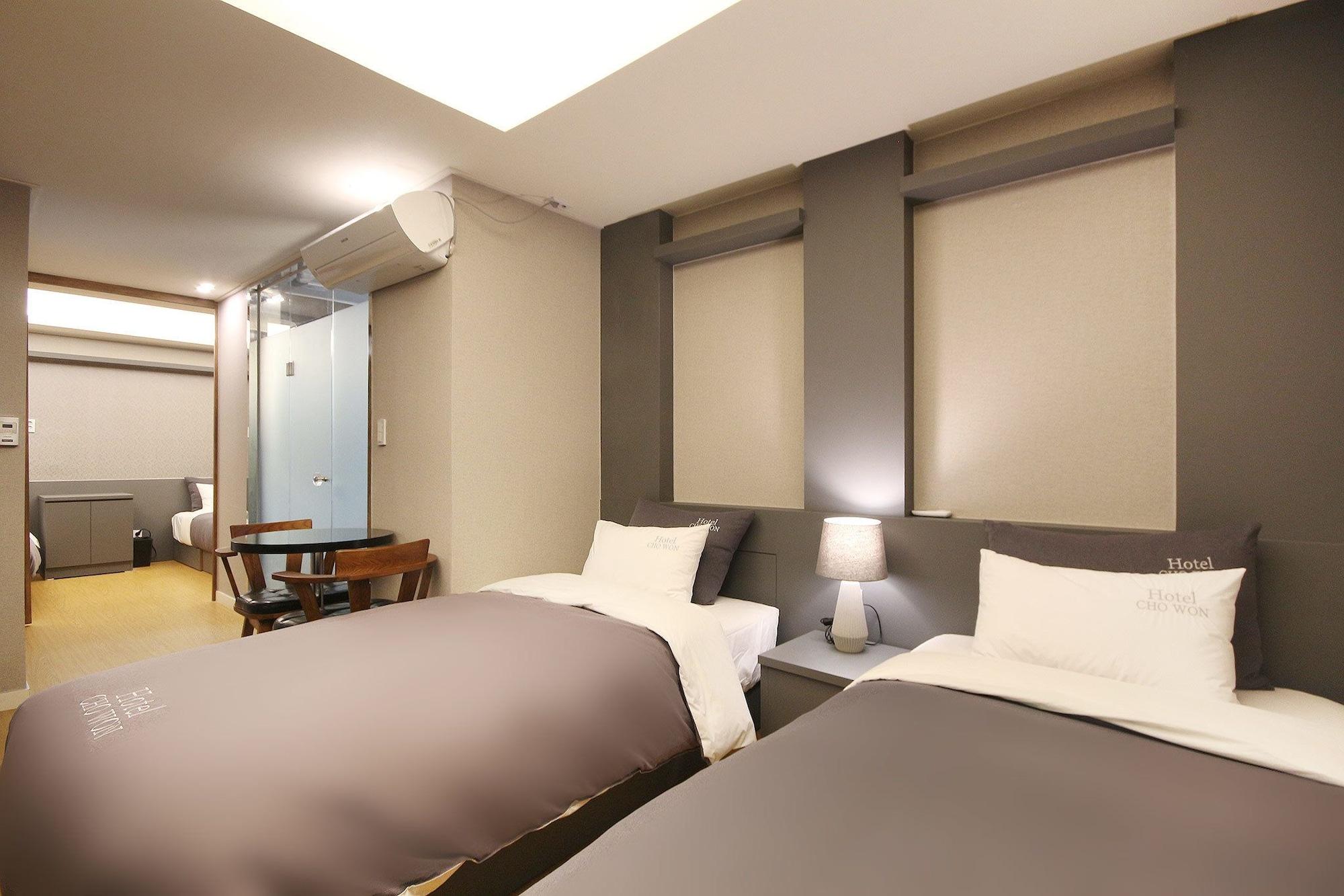 Hotel Chowon