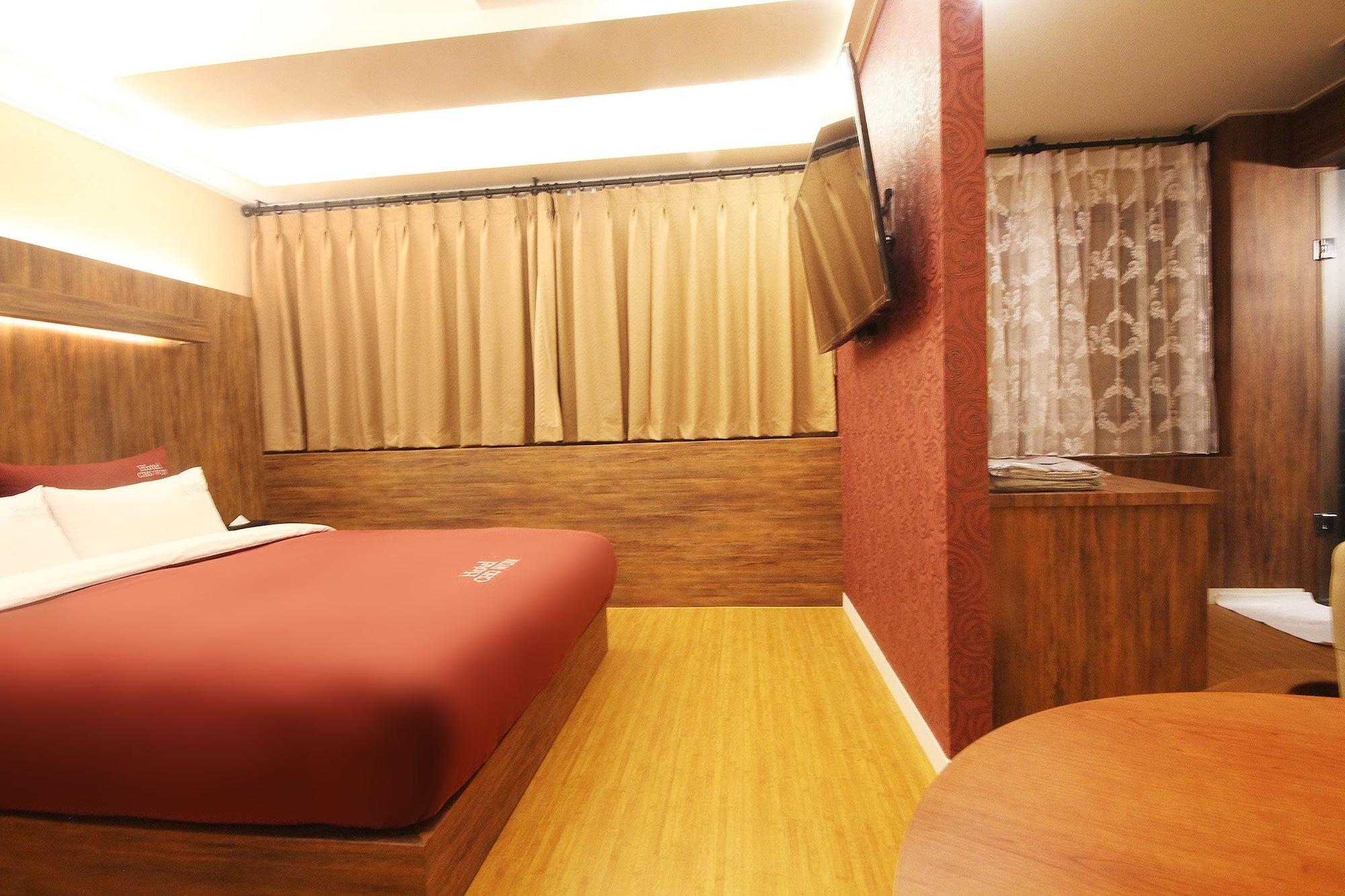 Chowon Hotel Busan