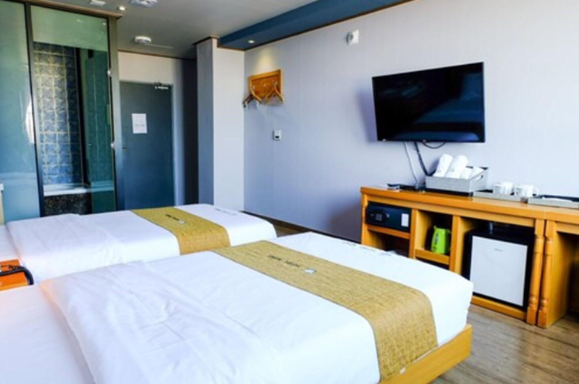 Hotel Noah