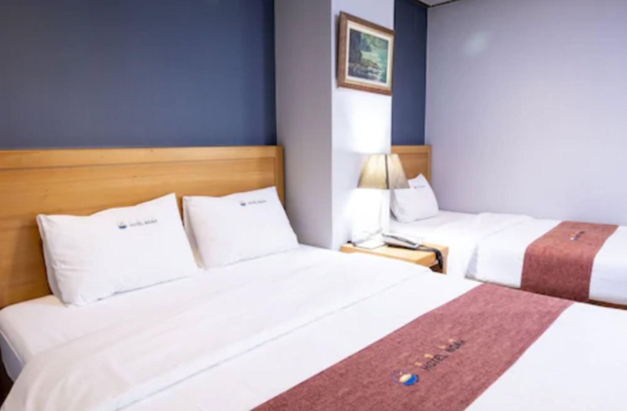 Hotel Noah 3*