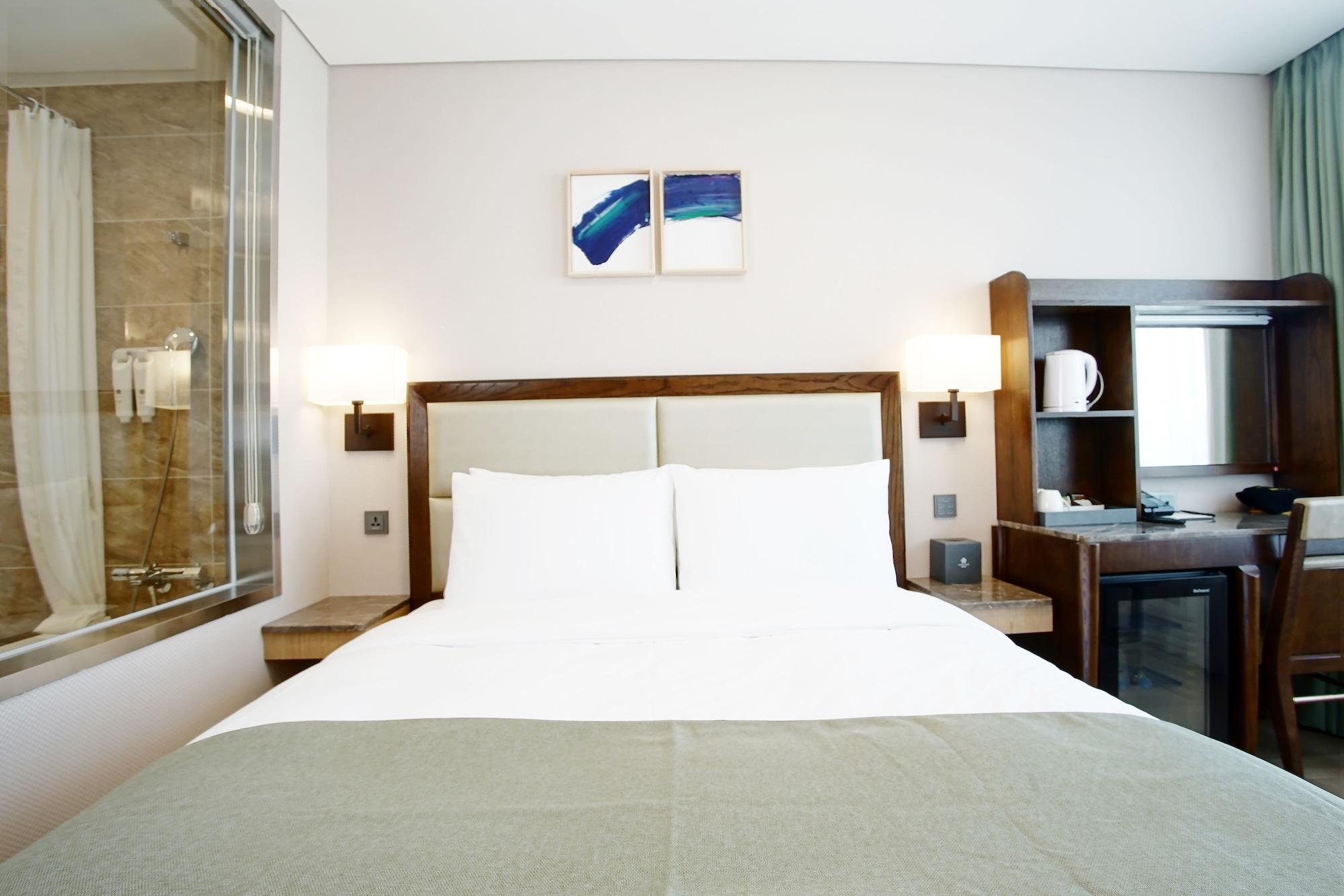 Hotel Stanford 3*