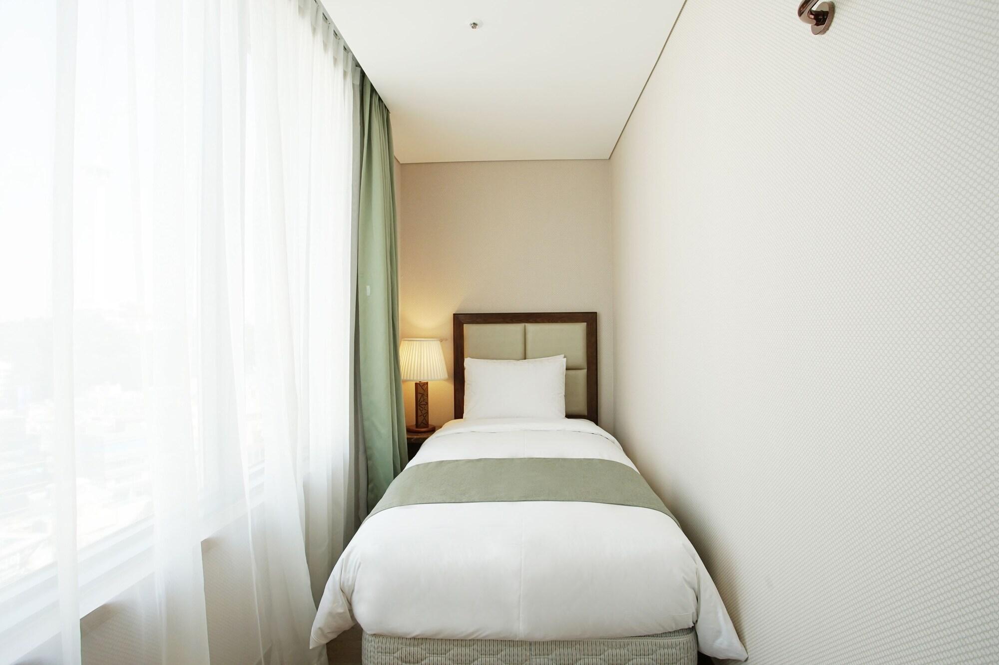 Hotel Stanford