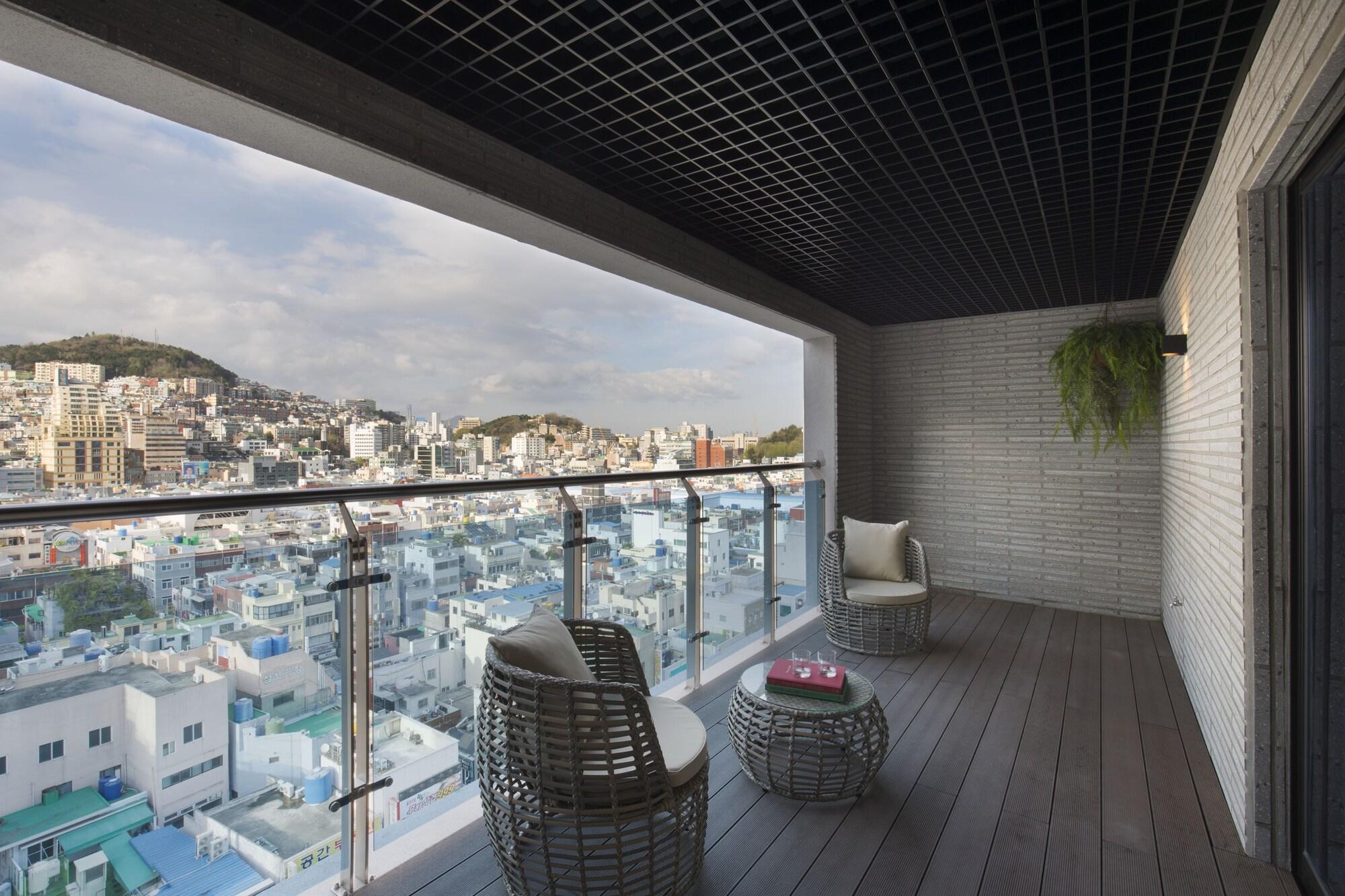 Nampo Hound Premier Hotel Busan