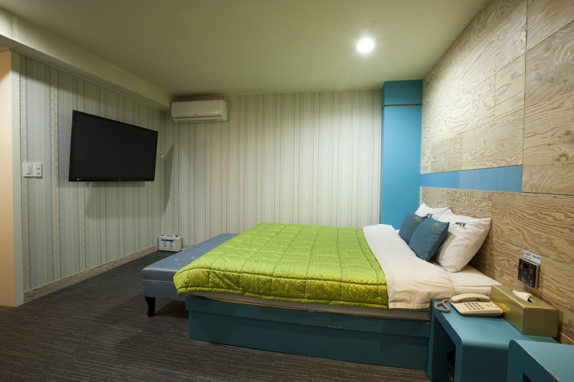 Hotel Max 2*