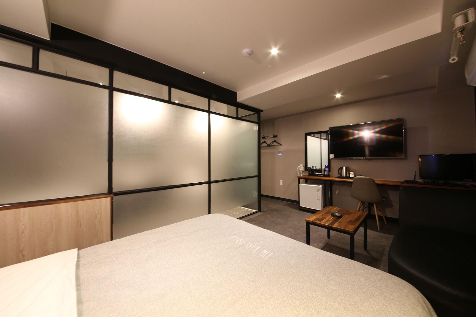 Hotel The Last Nampo 2*