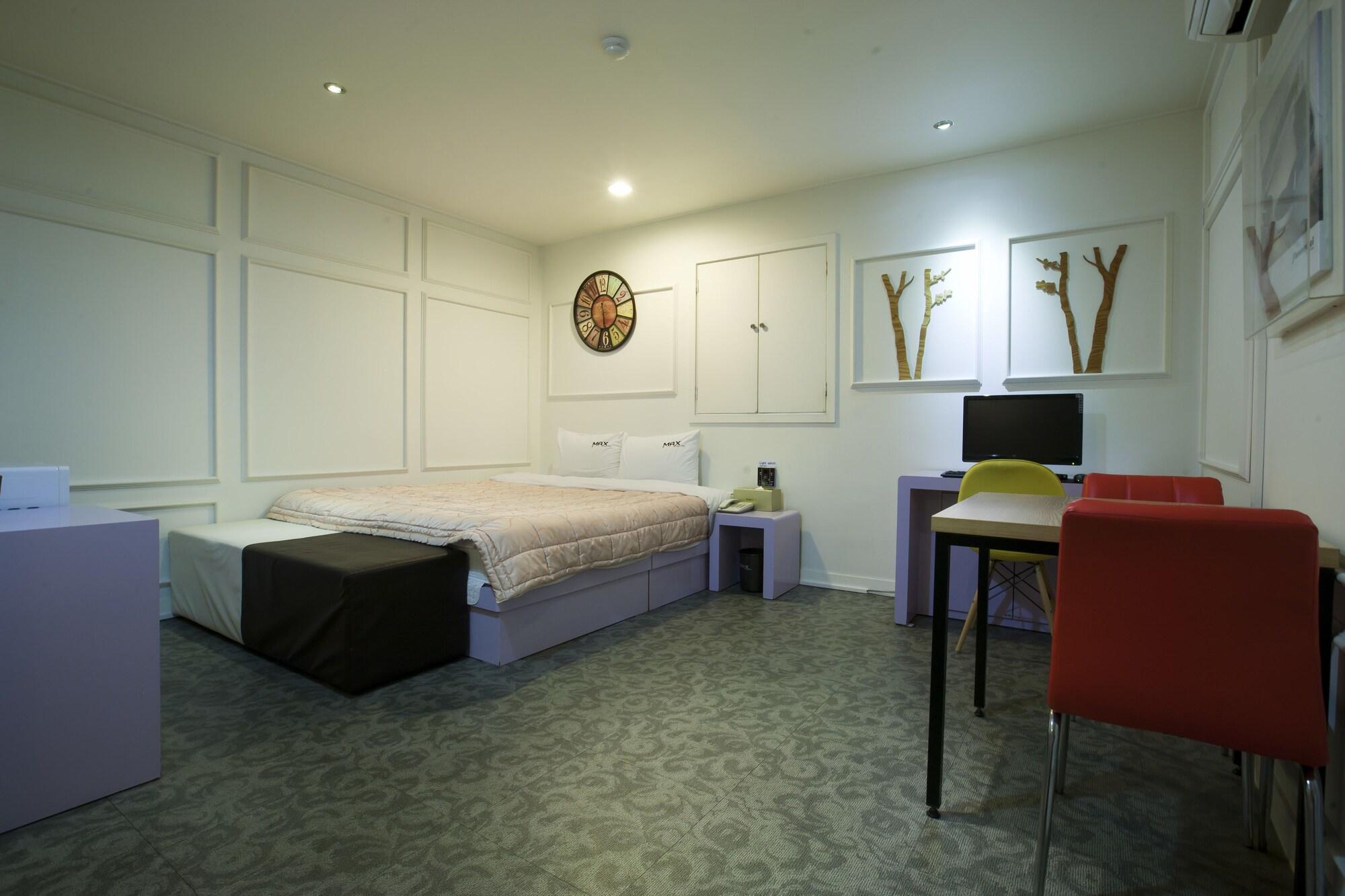Max Hotel Busan