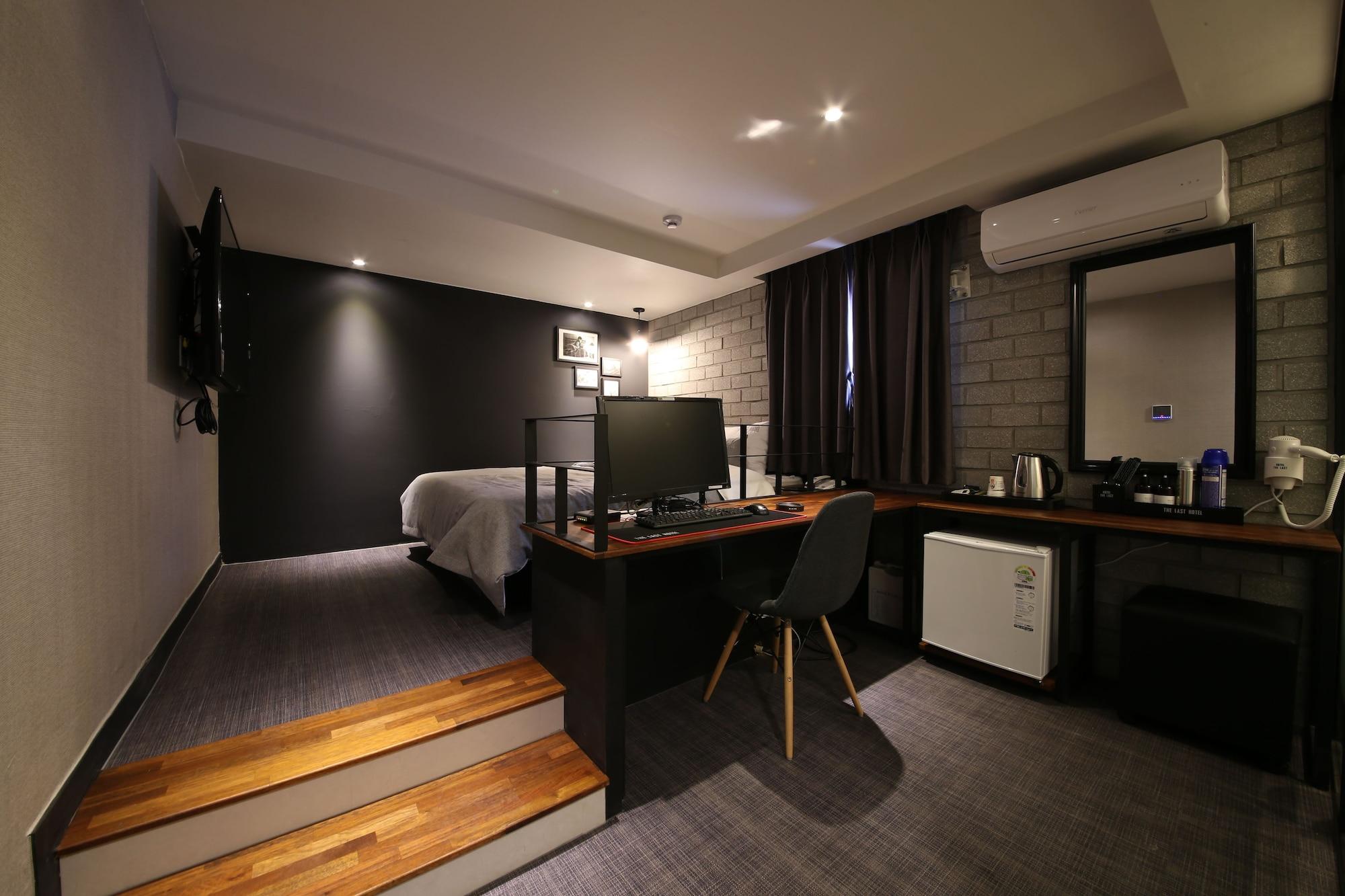 The Last Nampo Hotel Busan